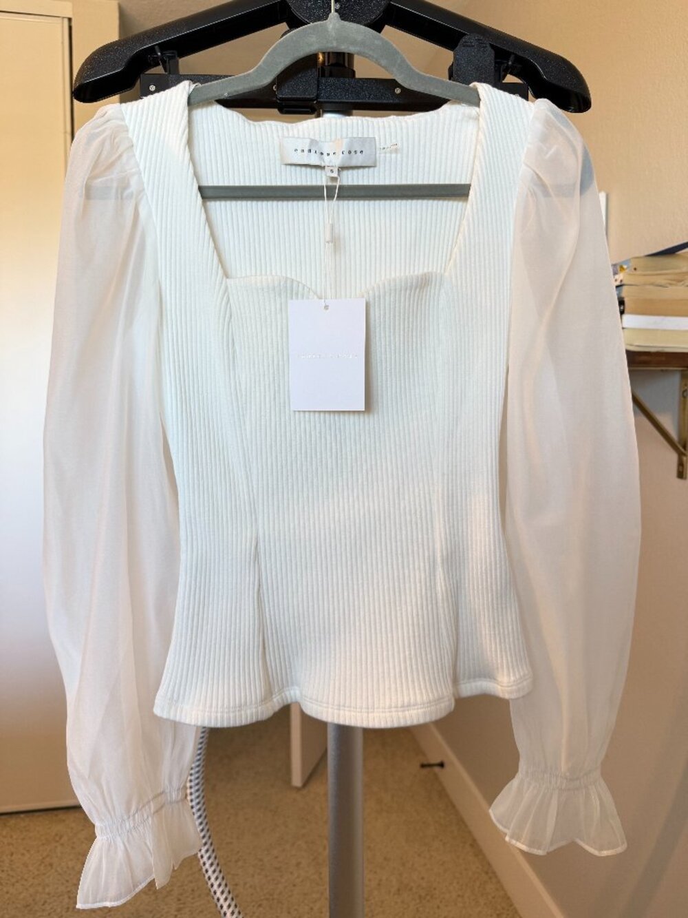 Endless Rose White Organza Puff Sleeve Ribbed Sweetheart Top Size S NWT JJ1683T